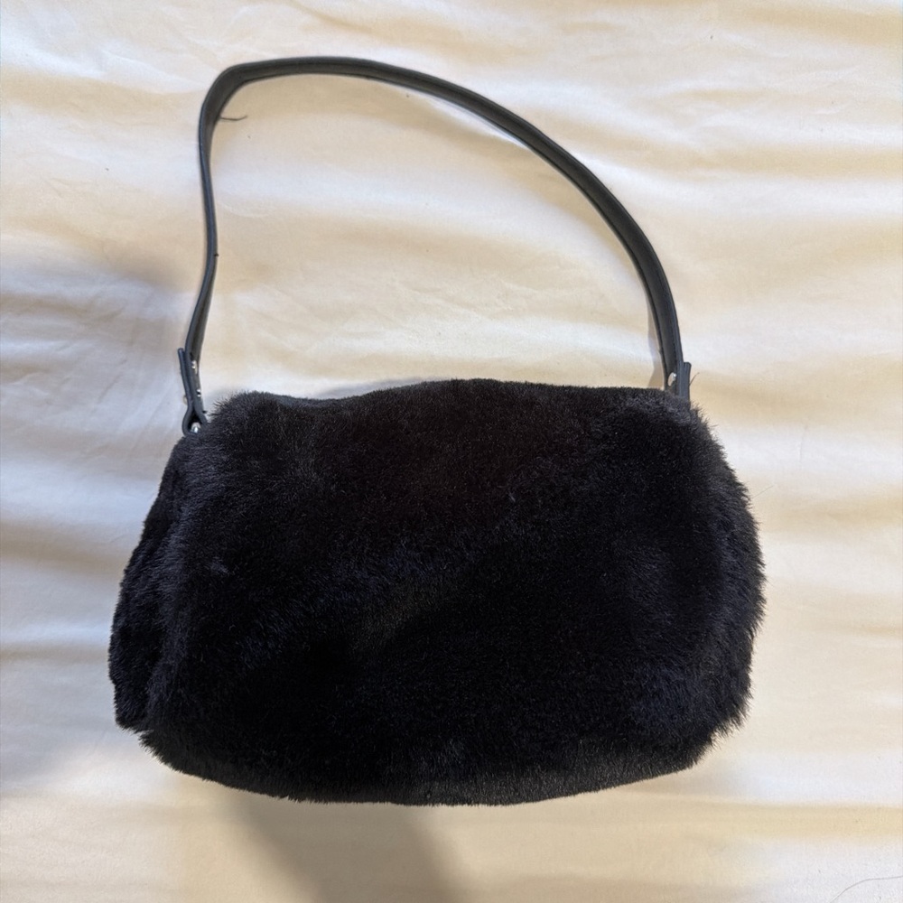 Elegant Black Faux Fur Shoulder Bag